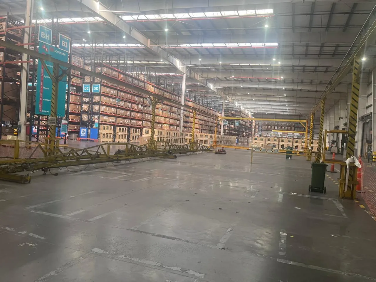Modificación columnas IPN puente grúa — MCM3 SRL